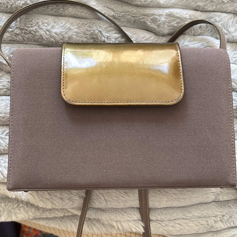 Stuart Weitzman vintage purse. Grey with forest green accent.